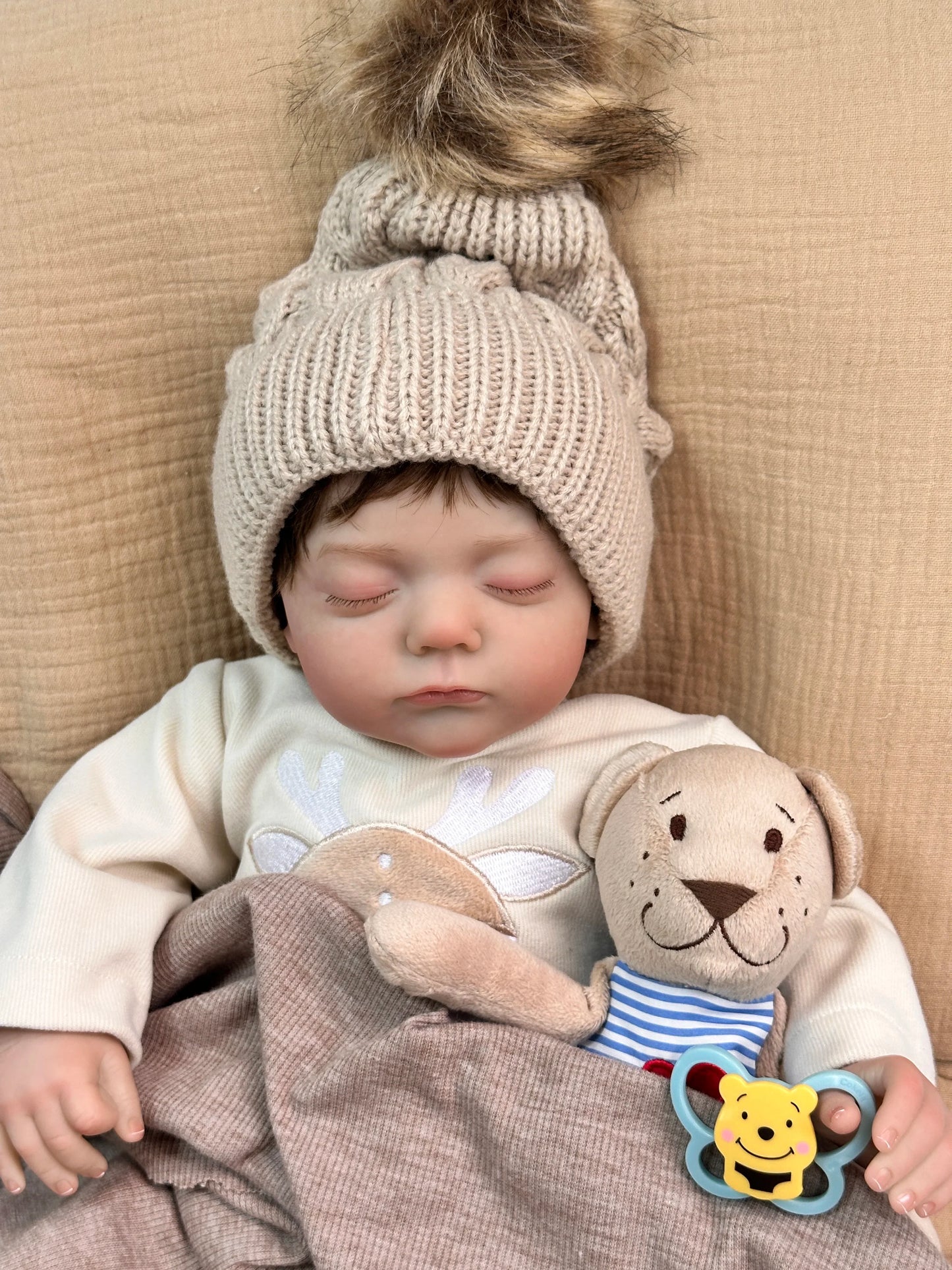 Avery 19-Inch Sleeping Reborn Baby Doll – Lifelike Soft Cloth Body Newborn with Hand-Implanted Hair
