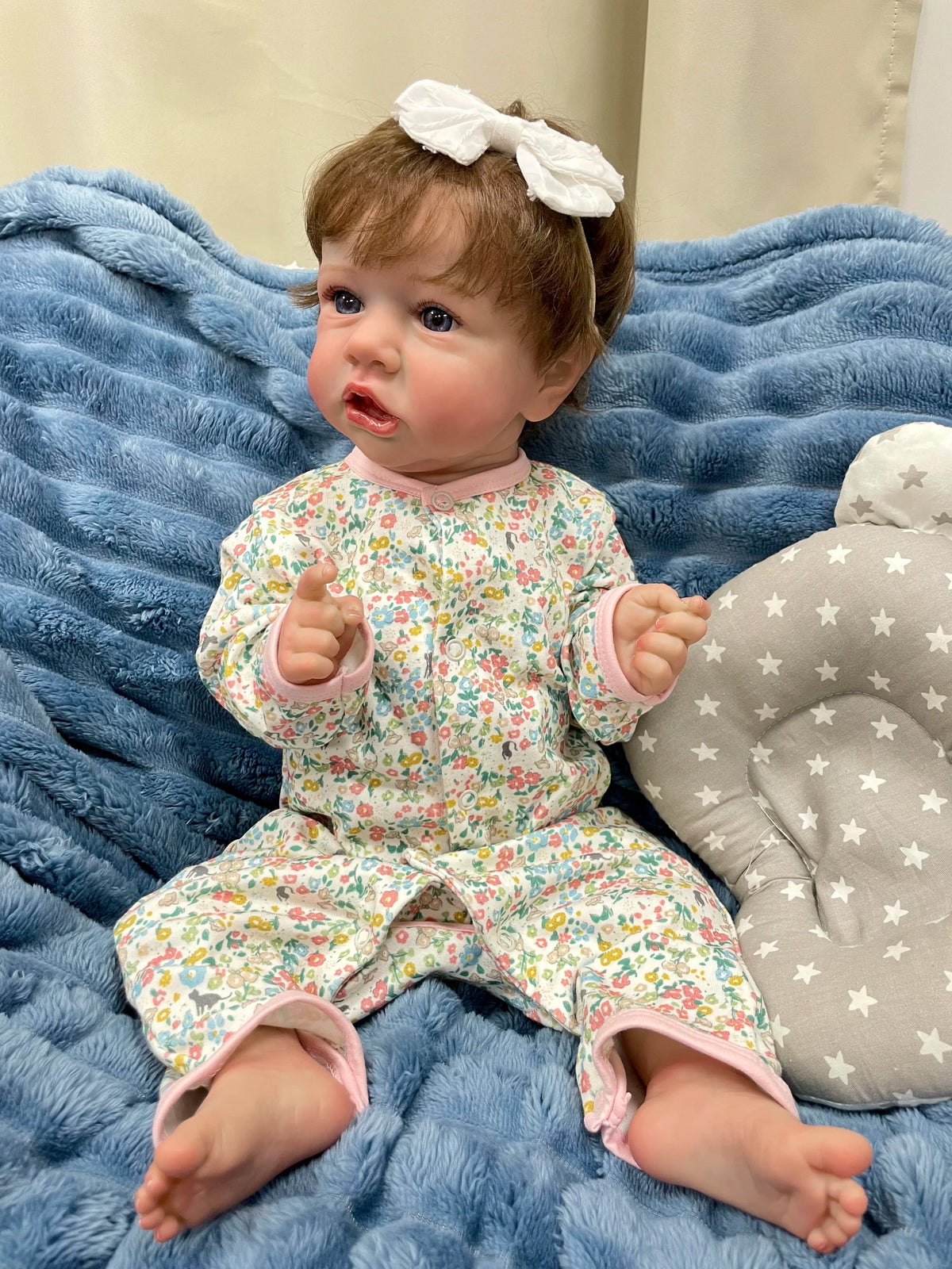 Maya 22-Inch Reborn Baby Girl Doll – Full Vinyl Lifelike Blue-Eyed Baby with Hand-Implanted Hair